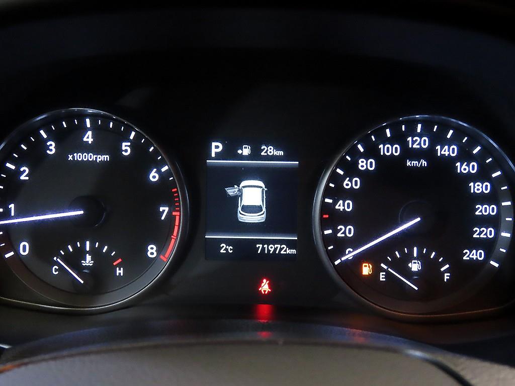 HYUNDAI i30 - Vista 9