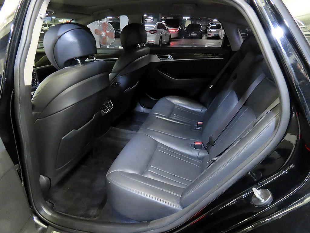 Genesis G80 - Vista 7