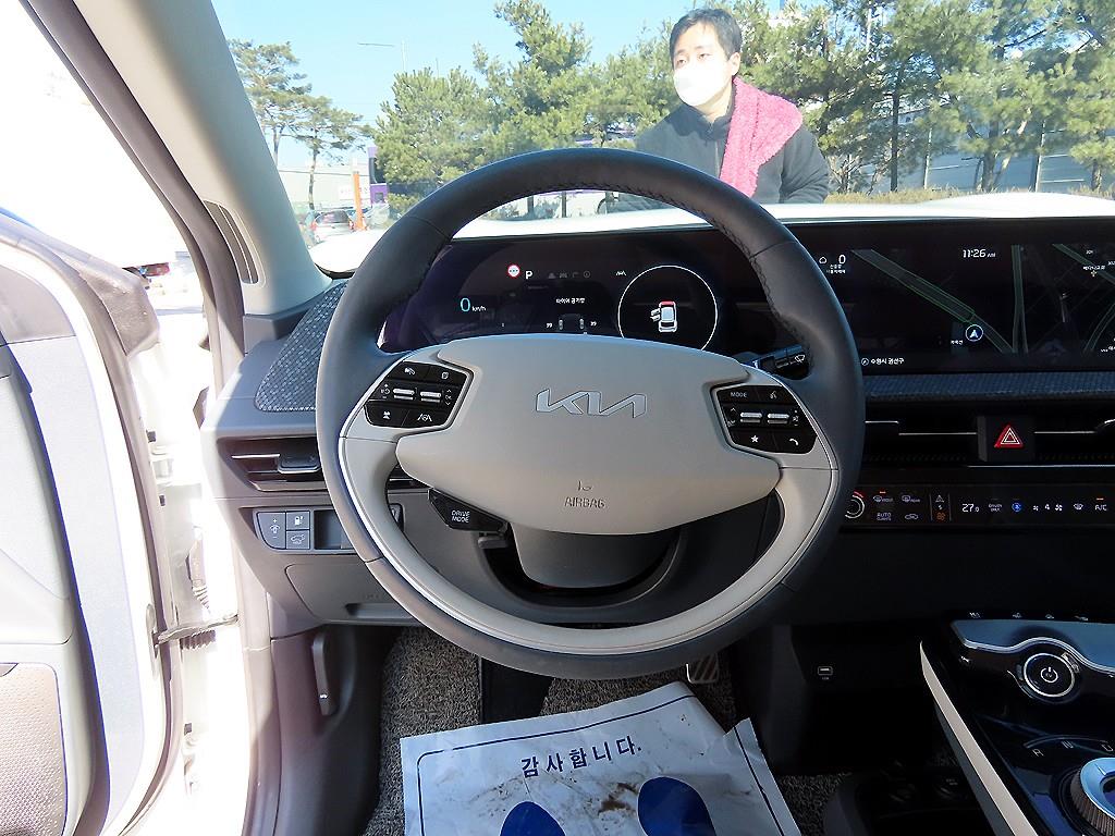 KIA EV6 - Vista 8