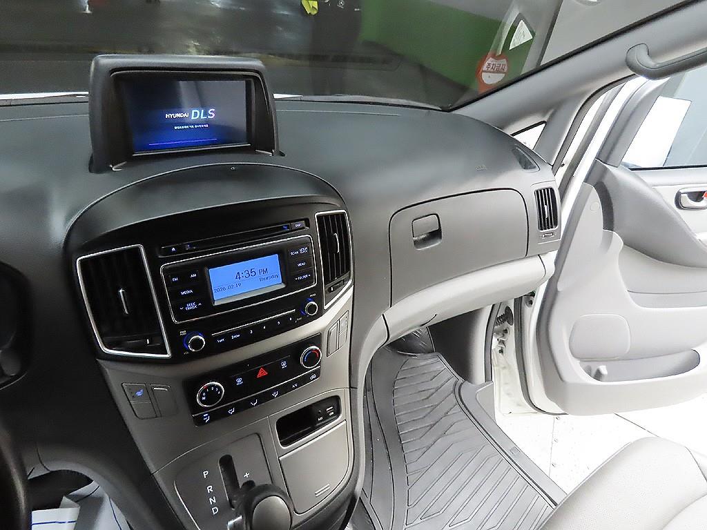 HYUNDAI Starex 2019 Blanco - Importación desde Corea - HF Imports Iquique - Foto 7