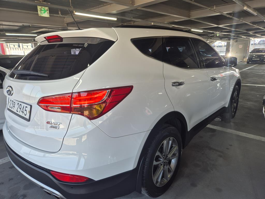 HYUNDAI Santa Fe - Vista 4