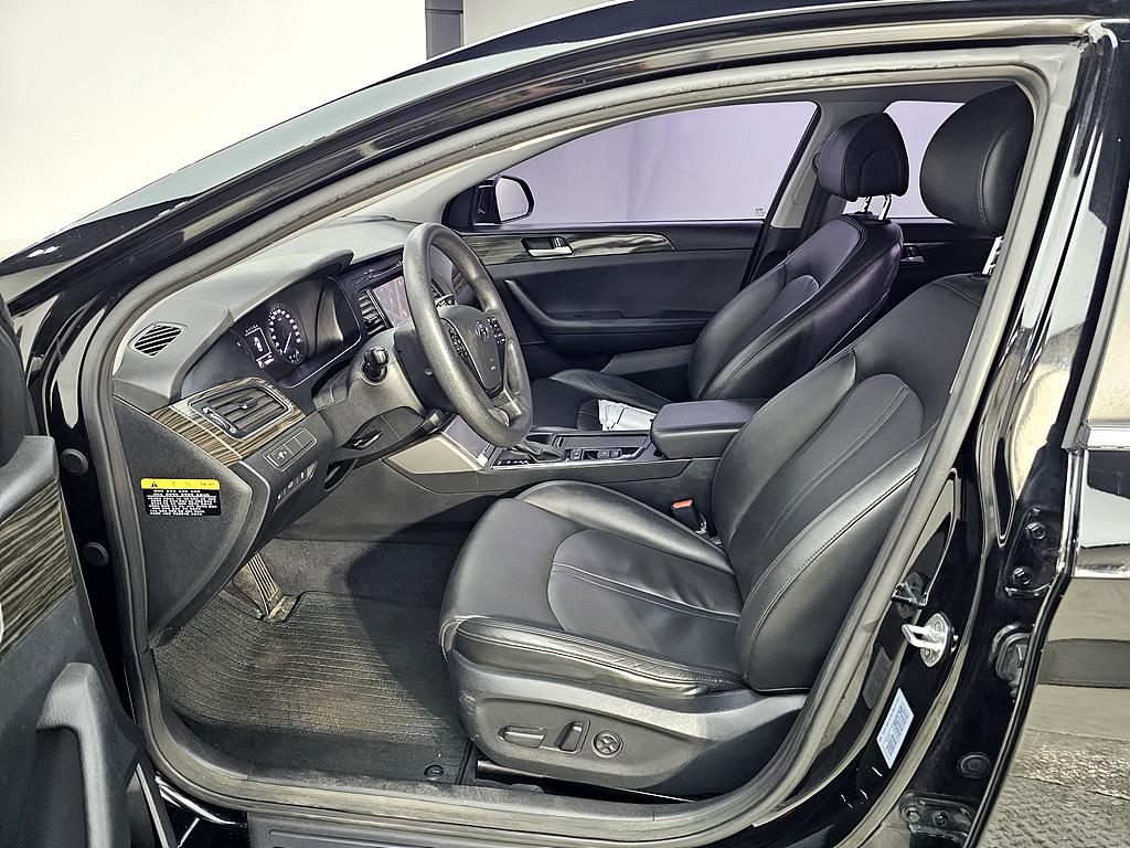 HYUNDAI Sonata - Vista 8