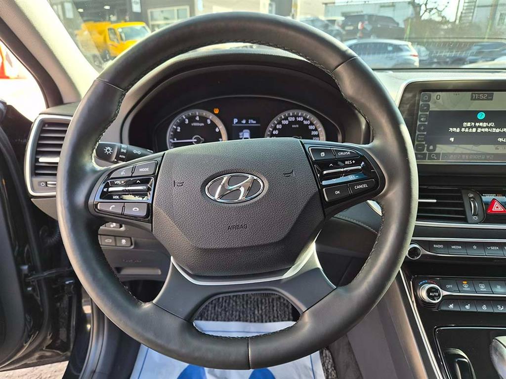 HYUNDAI Grandeur - Vista 8