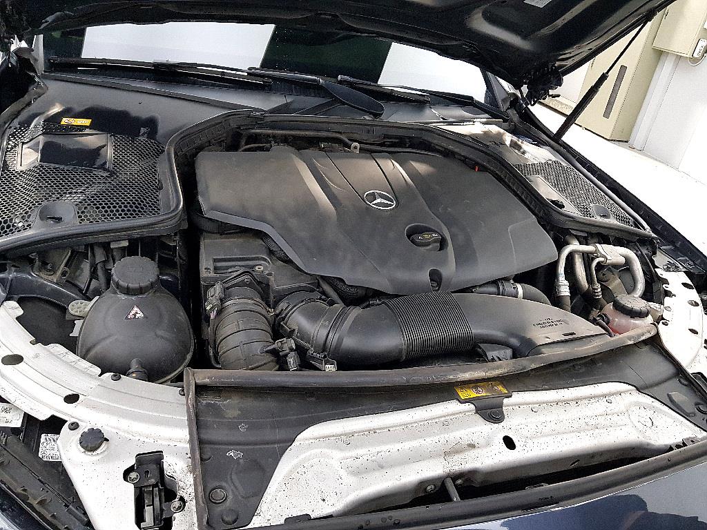 Mercedes Benz C Class - Vista 6