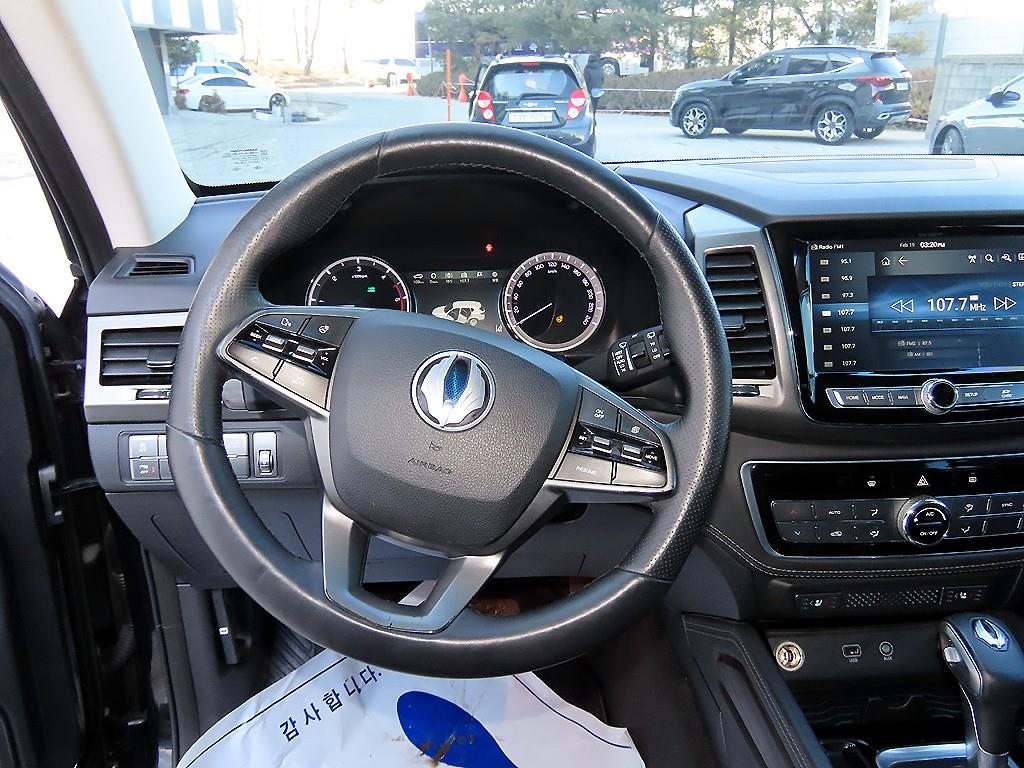 Ssangyong Rexton - Vista 8