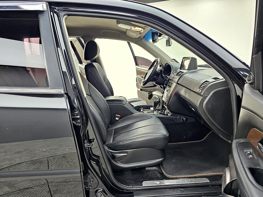 Ssangyong Rexton - Vista 11