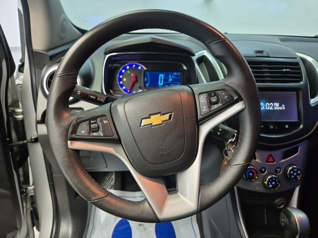 Chevrolet Trax - Vista 9