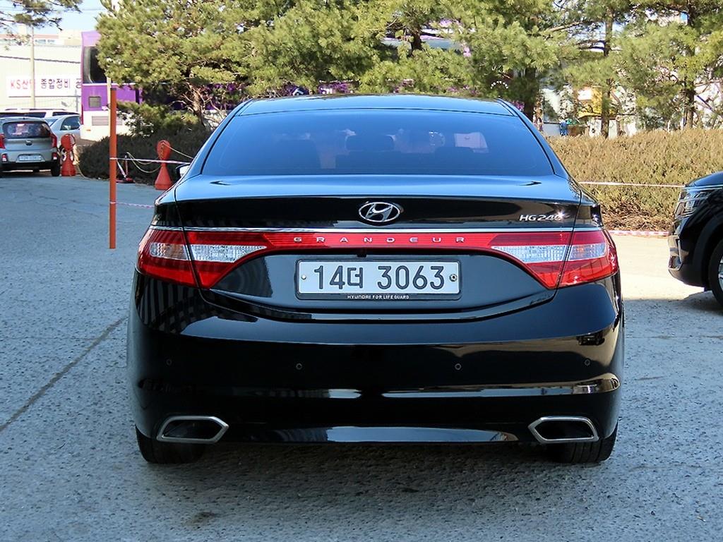 HYUNDAI Grandeur - Vista 4