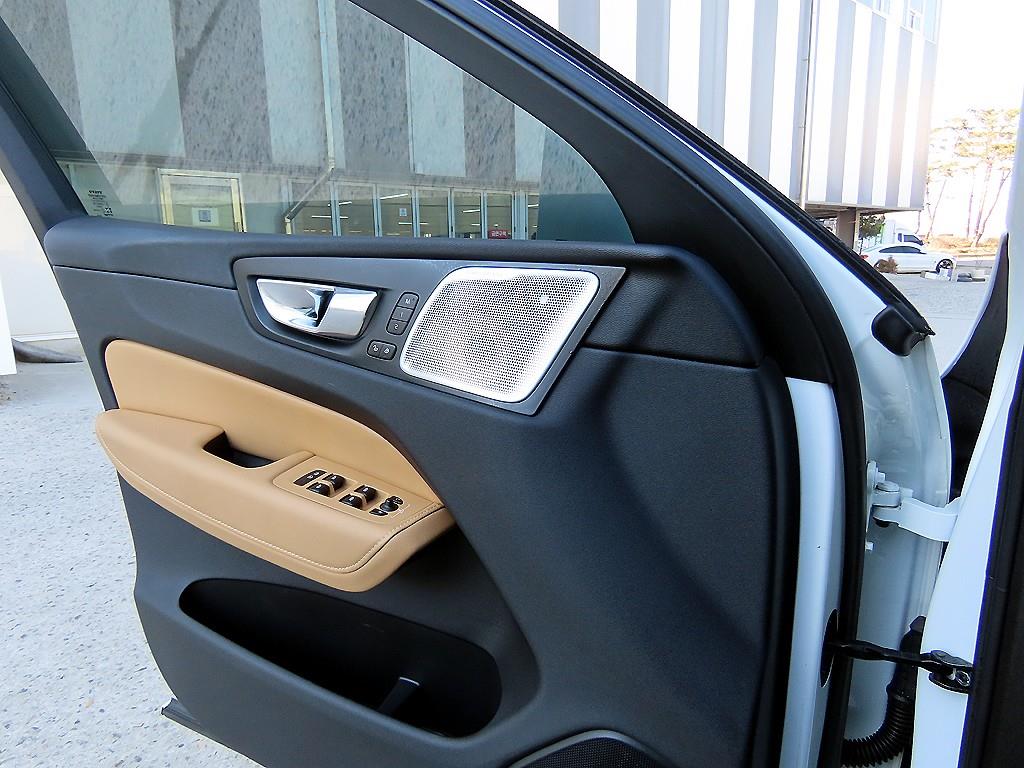 Volvo XC60 - Vista 12