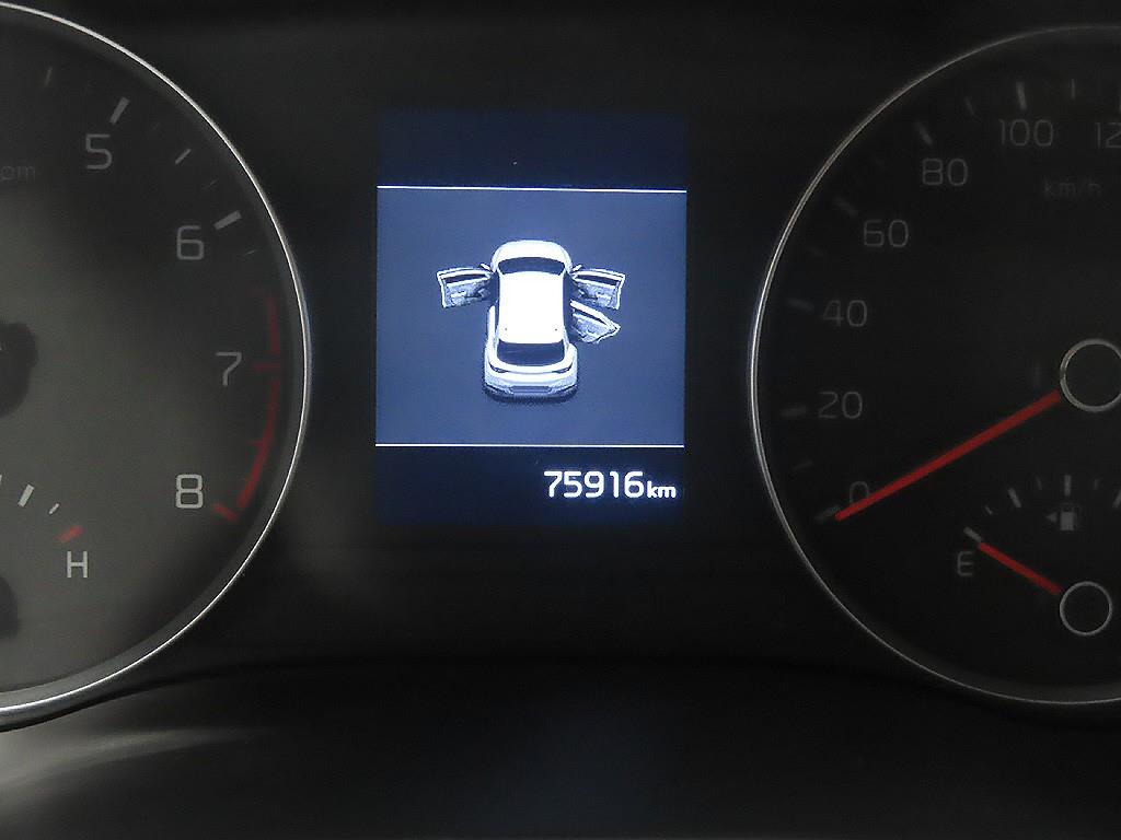 KIA Stonic - Vista 11