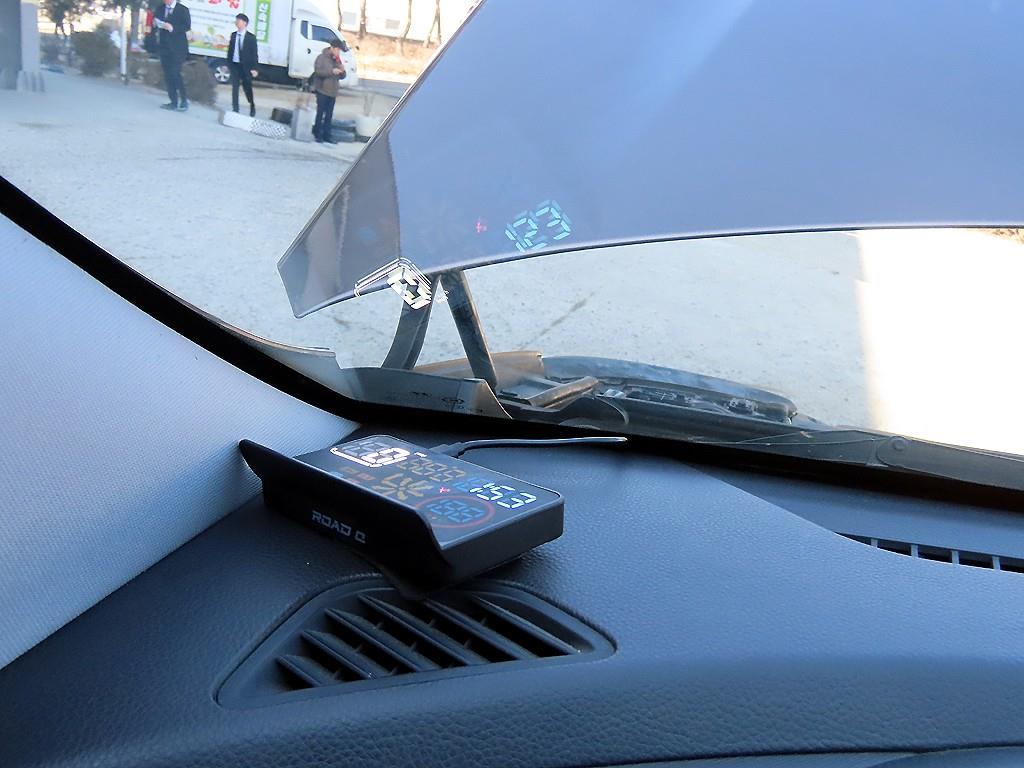 HYUNDAI Maxcruz - Vista 12