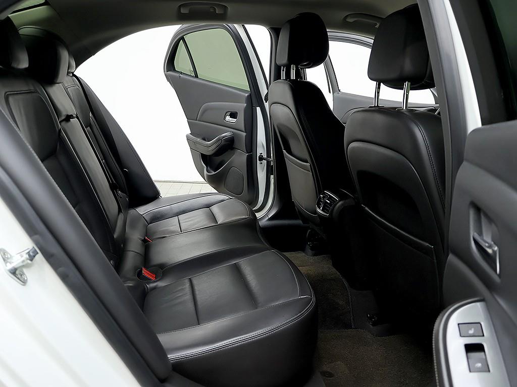 Chevrolet Malibu 2016 Blanco - Importación desde Corea - HF Imports Iquique - Foto 12