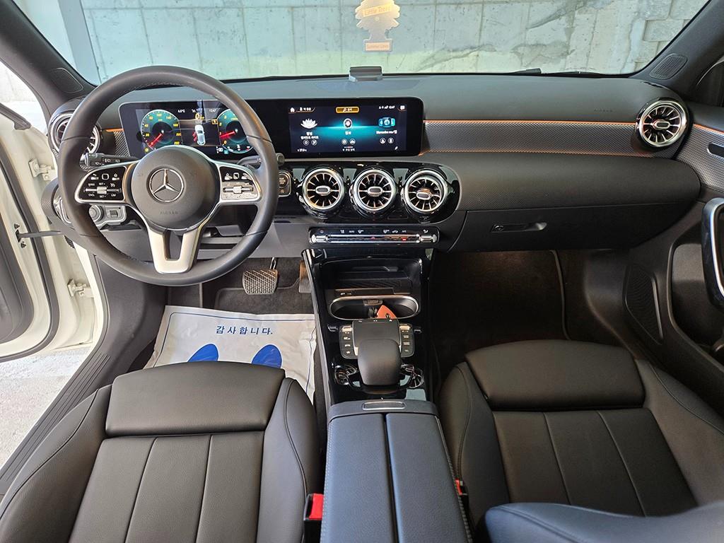 Mercedes Benz A Class - Vista 9