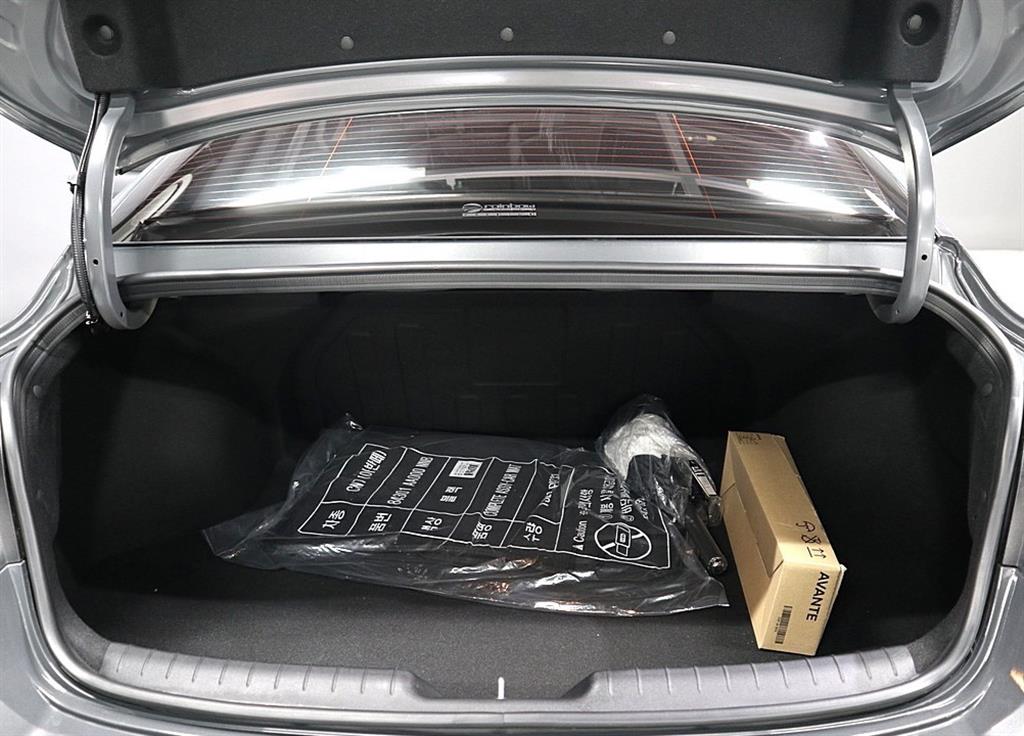 HYUNDAI Avante 2026 Gris - Importación desde Corea - HF Imports Iquique - Foto 18