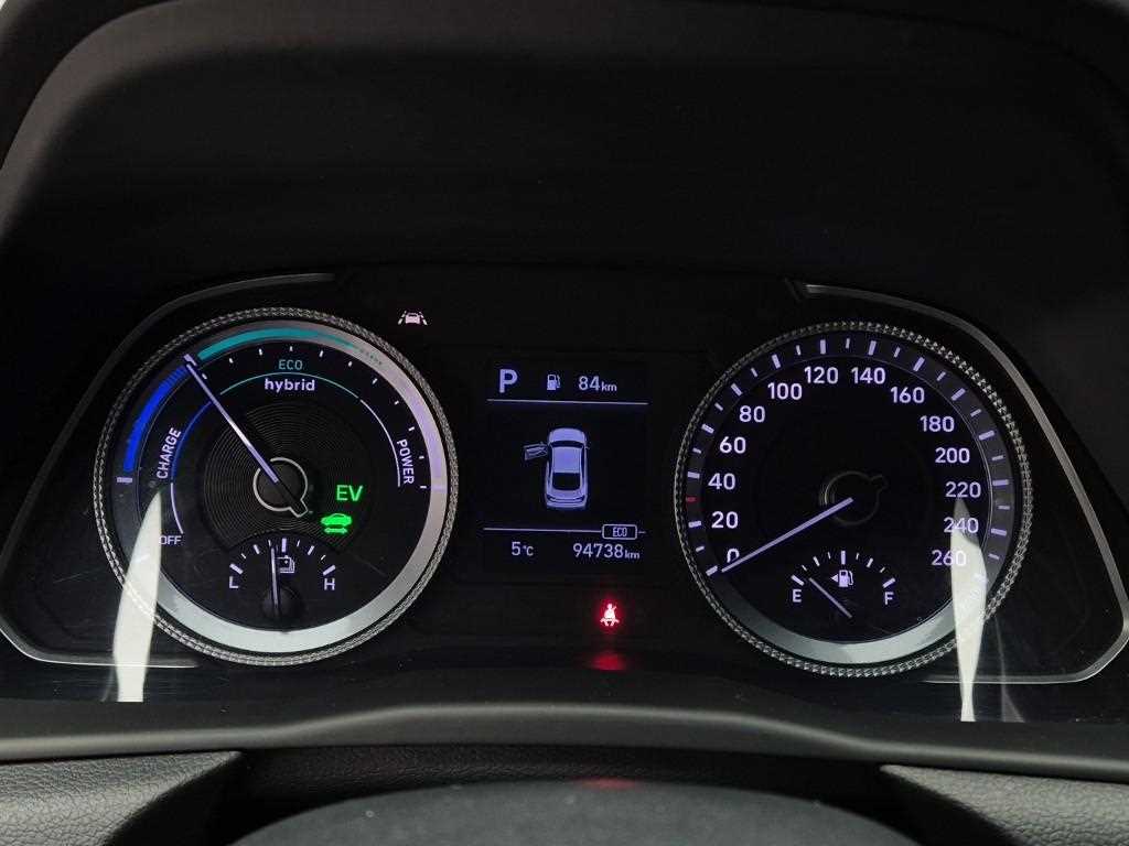 HYUNDAI Sonata - Vista 6