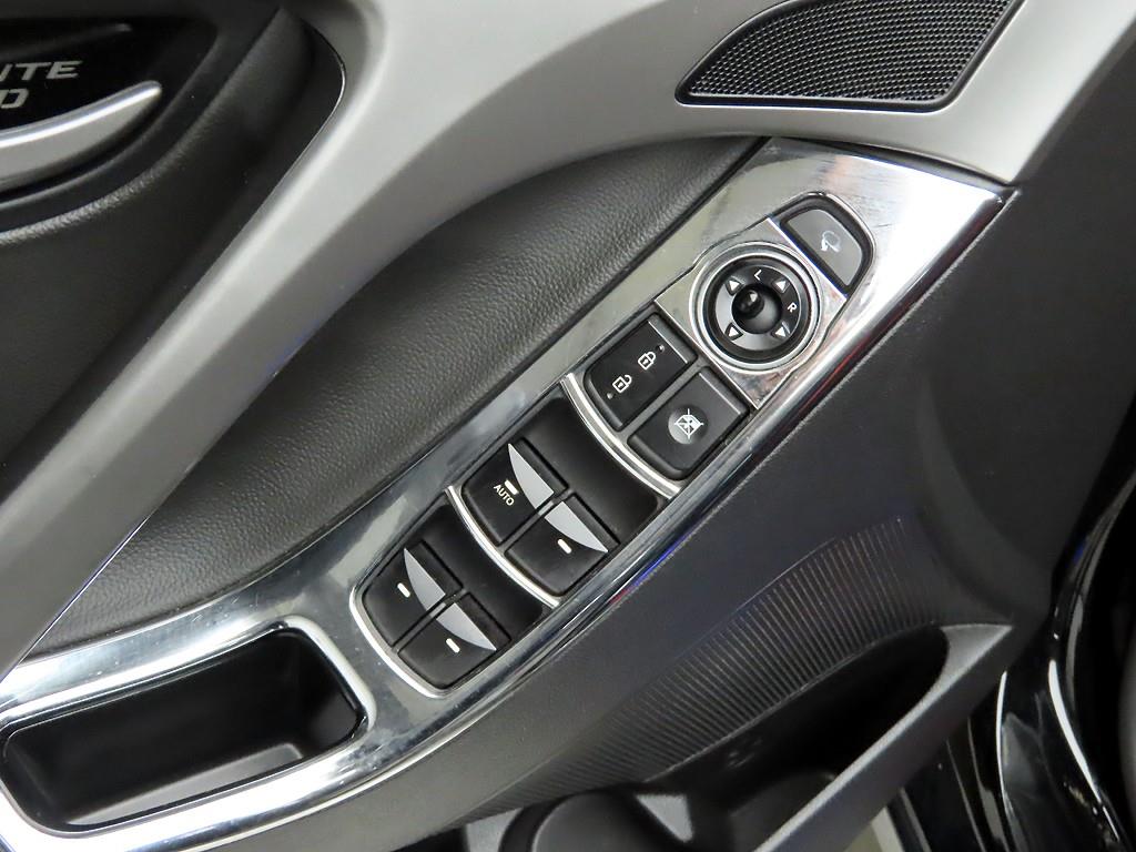 HYUNDAI Avante - Vista 12