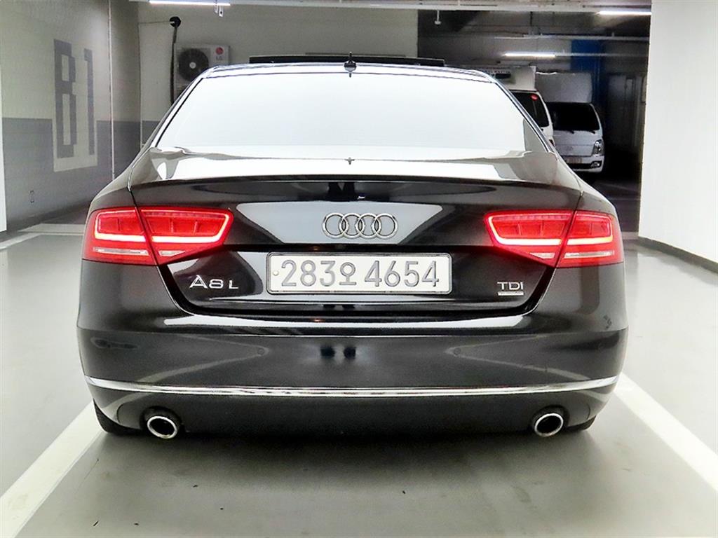 Audi A8 - Vista 3