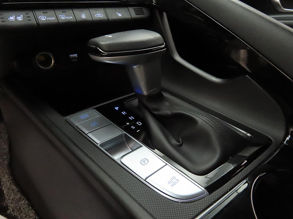 HYUNDAI Avante - Vista 11