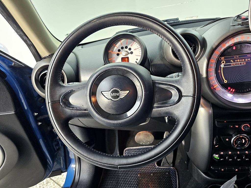 Mini Countryman - Vista 12