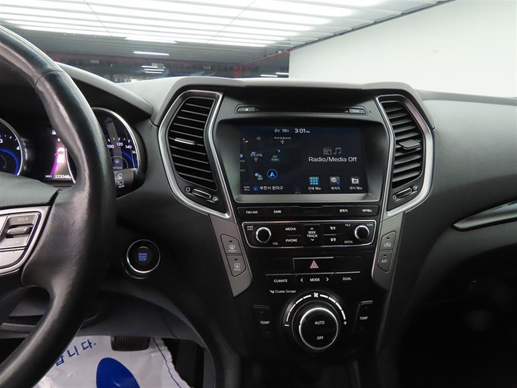 HYUNDAI Santa Fe - Vista 10