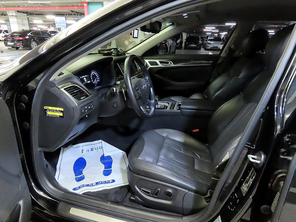 Genesis G80 - Vista 6