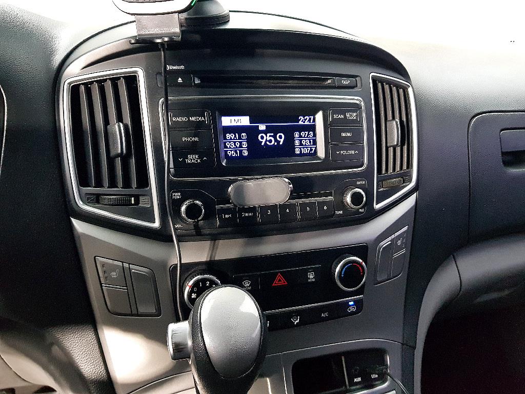 HYUNDAI Starex 2017 Plateado - Importación desde Corea - HF Imports Iquique - Foto 13