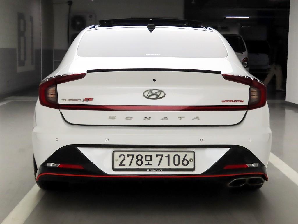 HYUNDAI Sonata - Vista 3