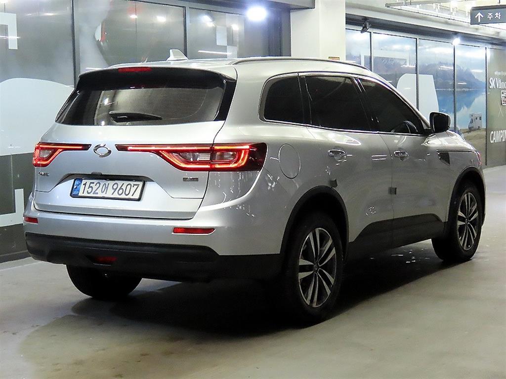 SAMSUNG QM6 - Vista 4