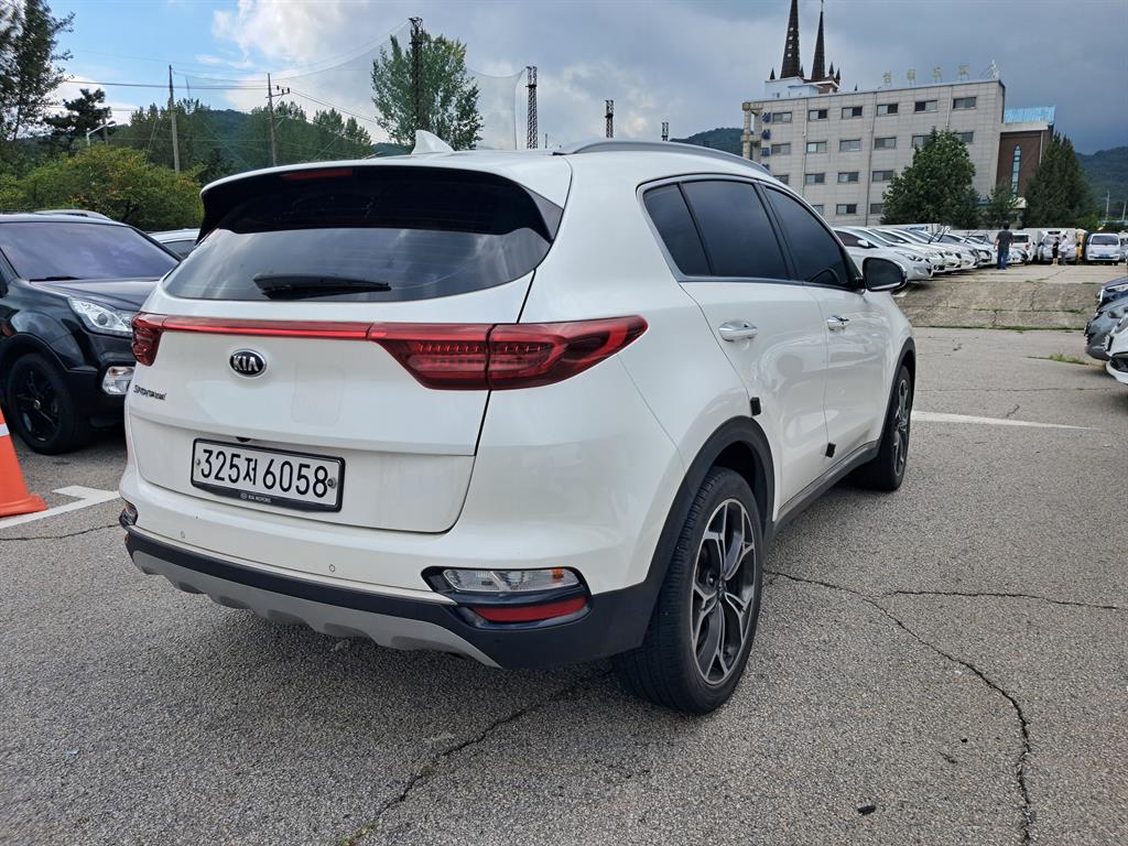 KIA Sportage - Vista 3