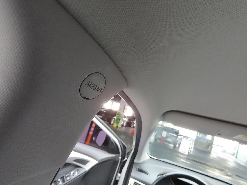 HYUNDAI Avante 2011 Gris - Importación desde Corea - HF Imports Iquique - Foto 13