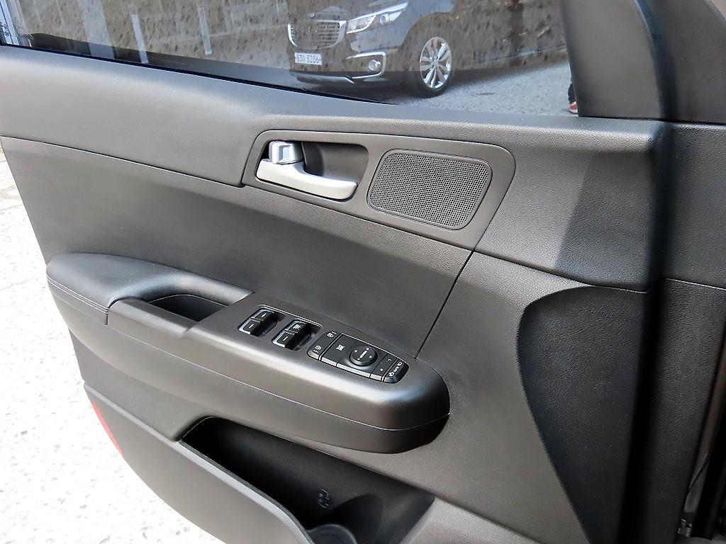 KIA Sportage - Vista 11