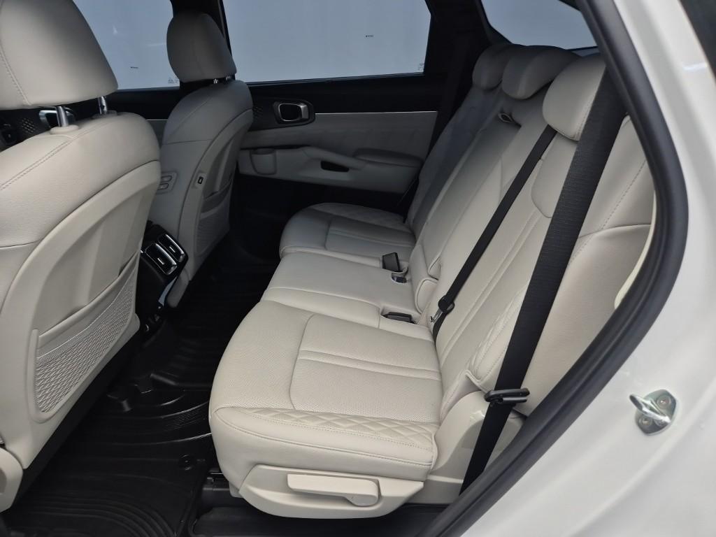 KIA Sorento - Vista 12