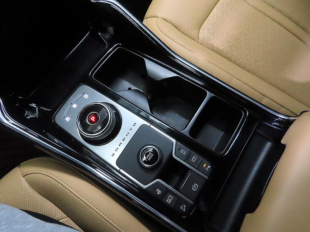 KIA Sorento - Vista 12