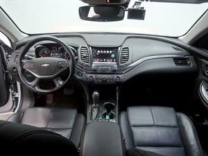 Chevrolet Impala - Vista 10