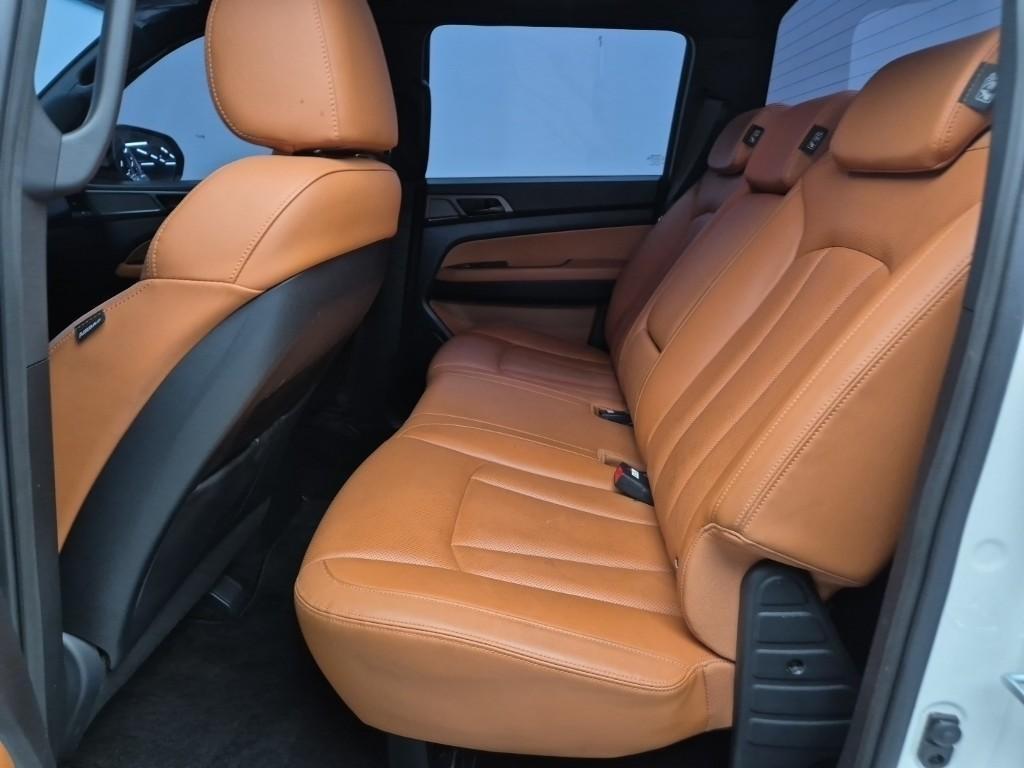 Ssangyong Rexton - Vista 12