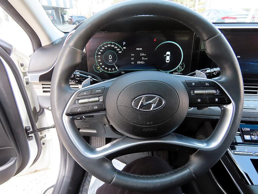 HYUNDAI Grandeur - Vista 8