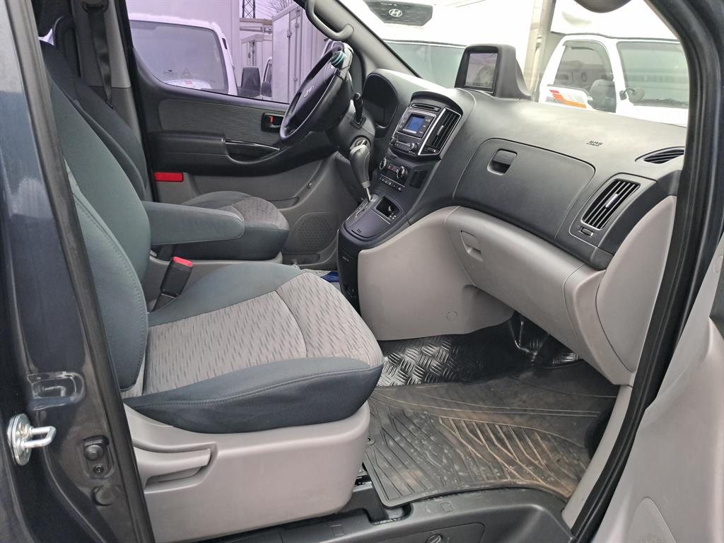 HYUNDAI Starex 2017 Negro - Importación desde Corea - HF Imports Iquique - Foto 15