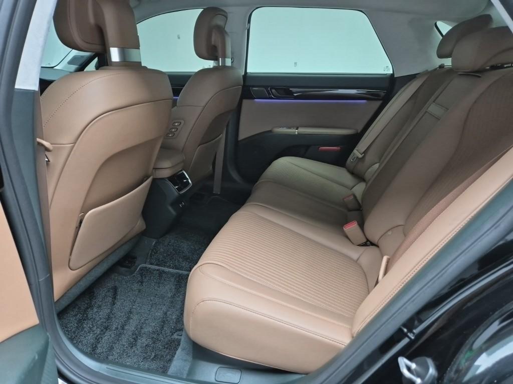 HYUNDAI Grandeur - Vista 12