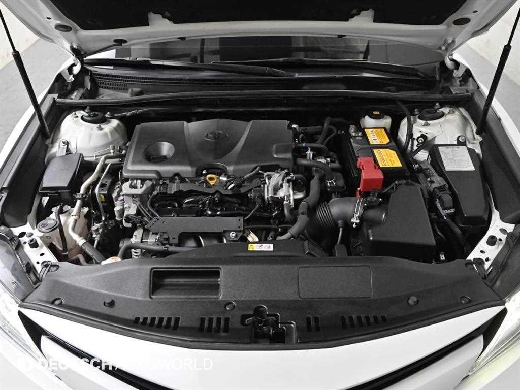 Toyota Camry - Vista 5