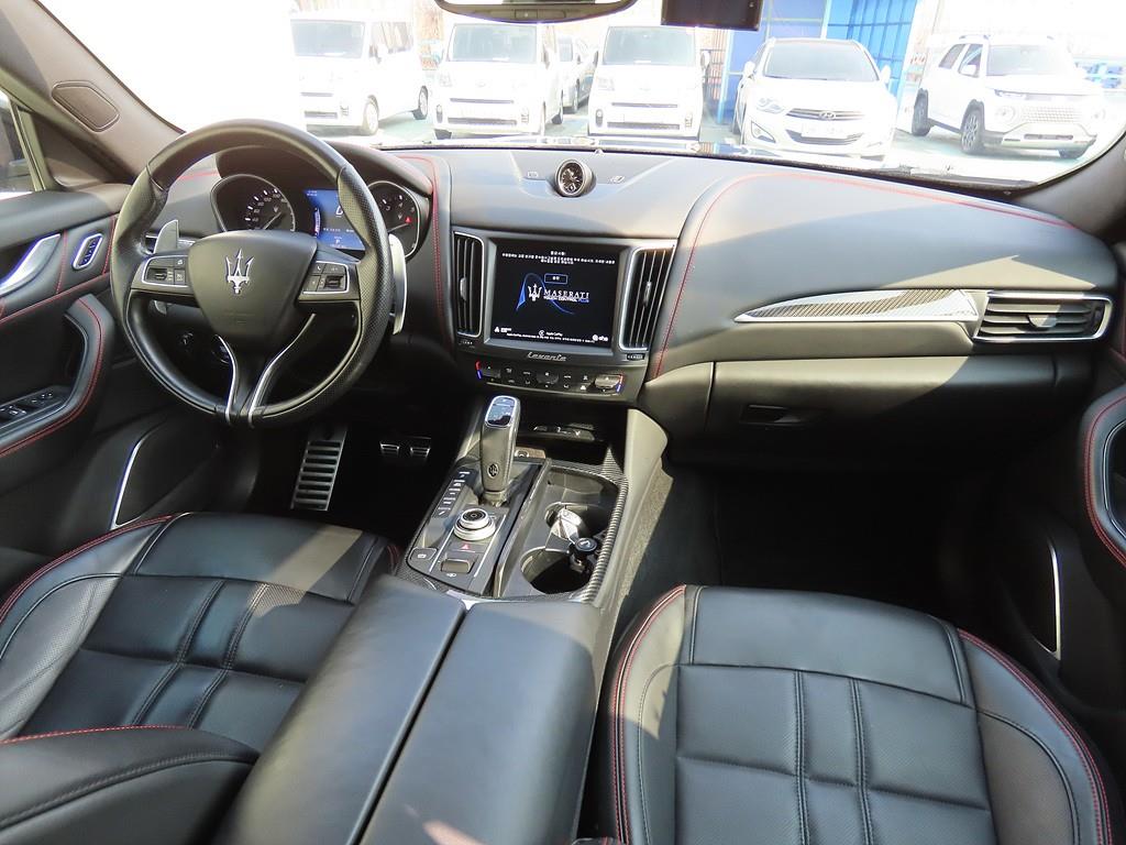 Maserati Levante - Vista 5