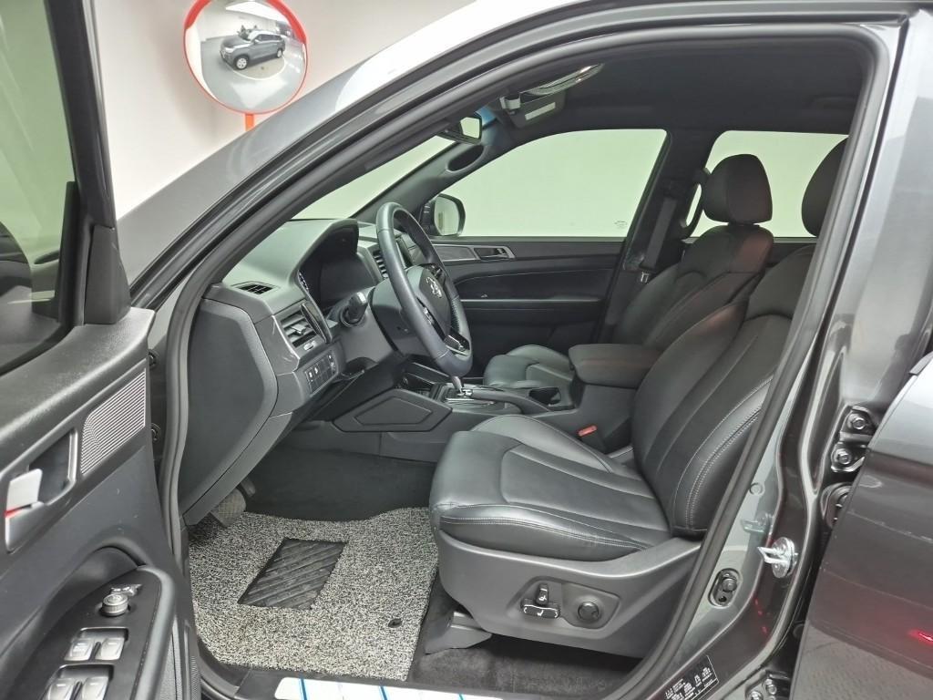 Ssangyong Rexton - Vista 11