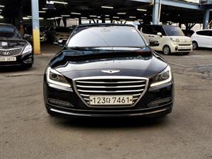 HYUNDAI Genesis - Vista 2