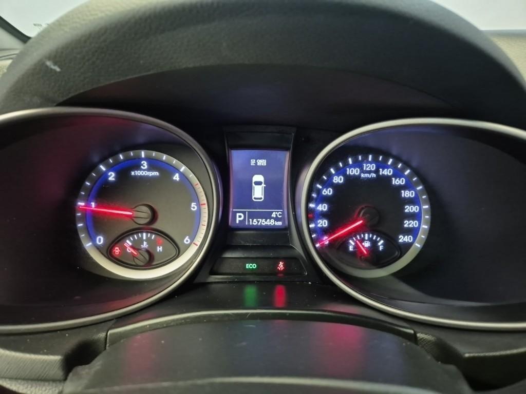 HYUNDAI Santa Fe - Vista 6