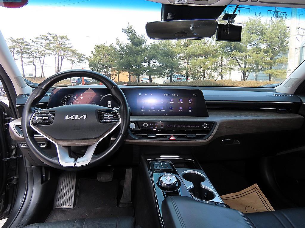 KIA K8 - Vista 7