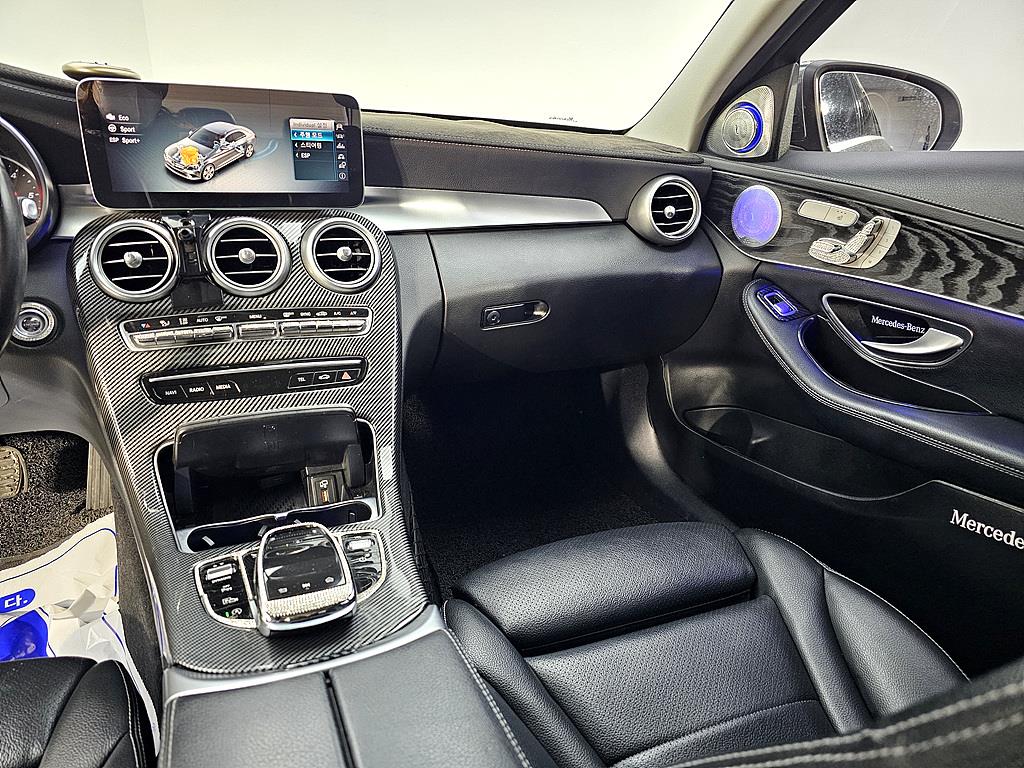 Mercedes Benz C Class - Vista 10