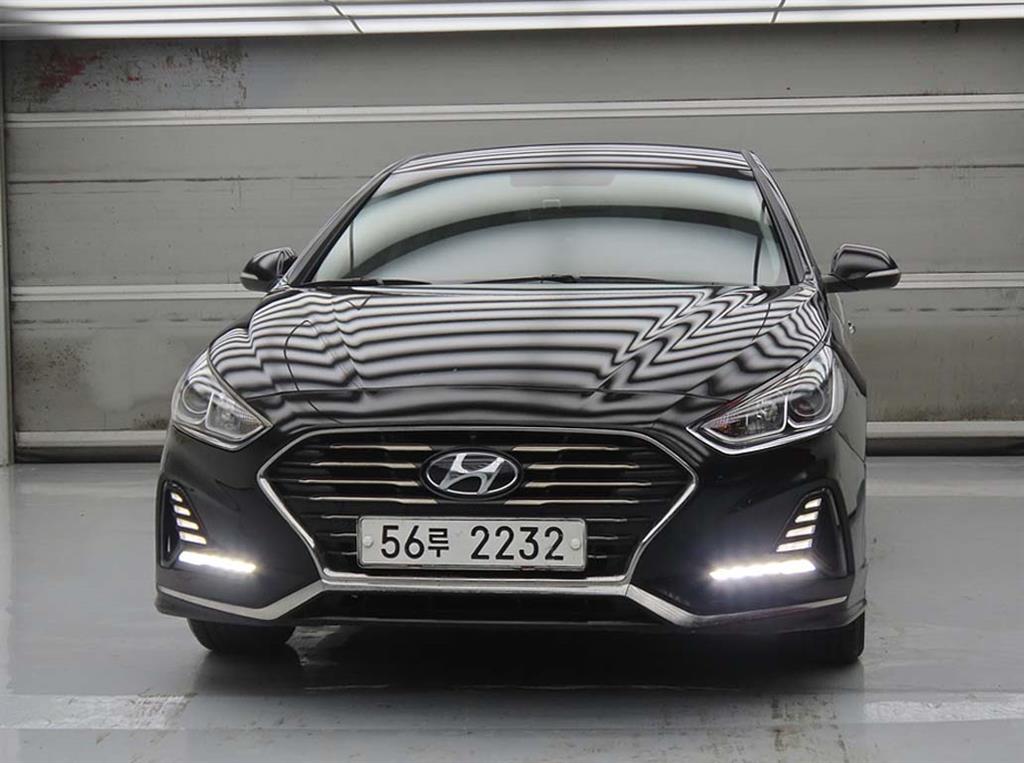 HYUNDAI Sonata - Vista 2