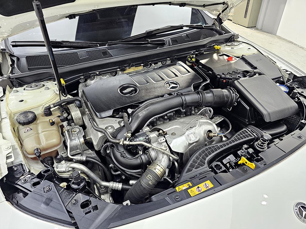 Mercedes Benz CLA Class - Vista 6