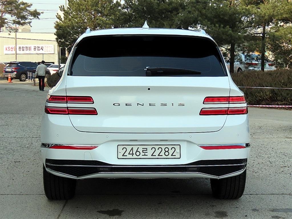 Genesis GV80 - Vista 4