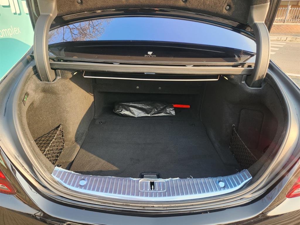 Mercedes Benz S Class - Vista 5