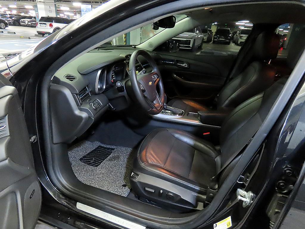 Chevrolet Malibu - Vista 6